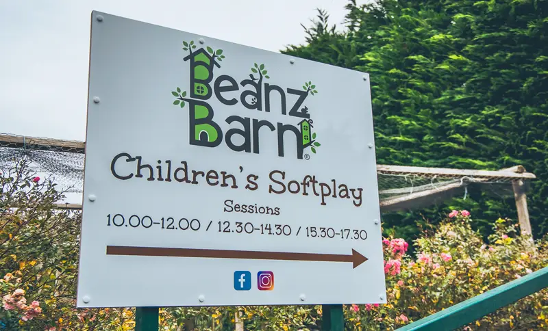 Large-white-jungle-theme-softplay-centre-sign